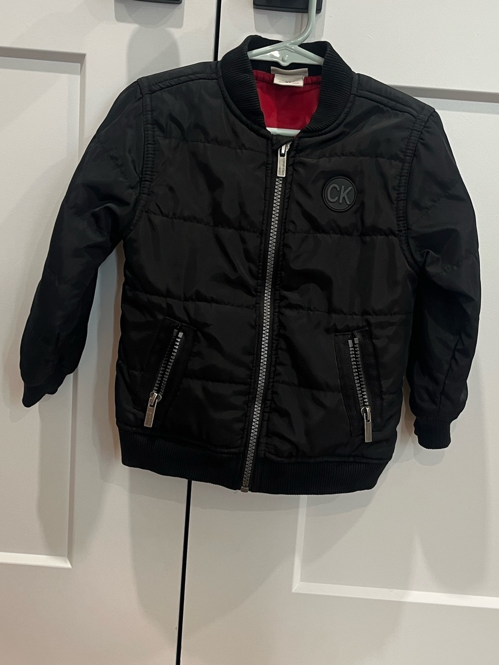 Calvin Klein Kids Black Lightweight Puffer Bomber Jacket Red Lining Size 2T